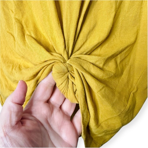 The GREAT. Hornets Graphic Boxy Tee Mustard Yellow Blue NEW without tags! Size 0 - Picture 4 of 7